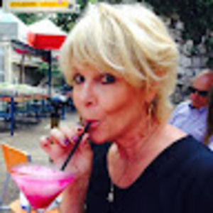Meet your Posher, Pamela